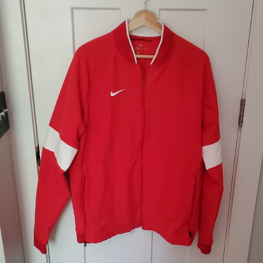 Nike Men's Therma Red Jacket